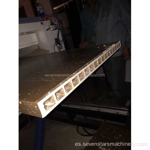 Máquina de extrusión de la puerta Planta Planta Línea de puertas